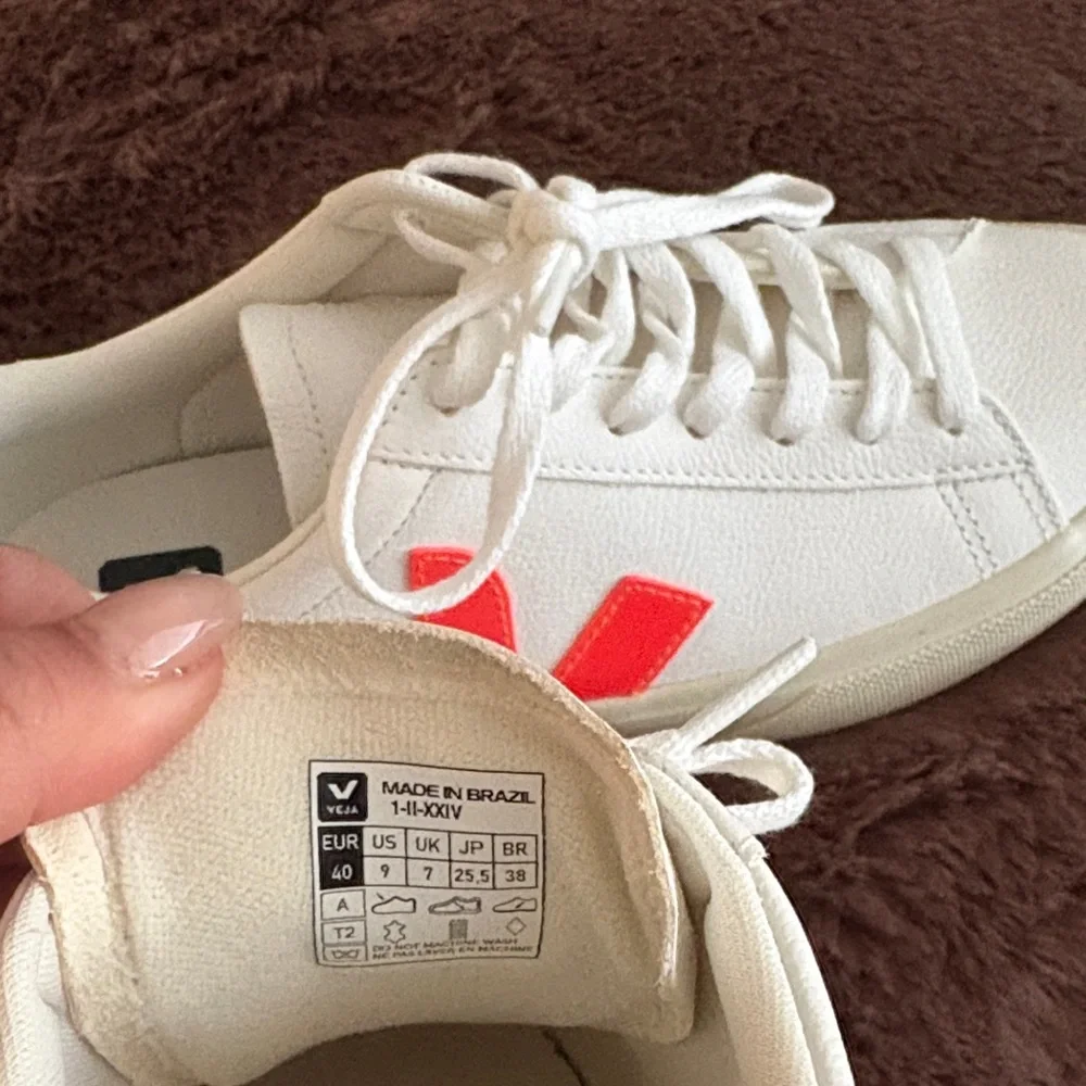 Veja Women's White and Bright Red/ Orange Sneakers - Picture 3 of 4